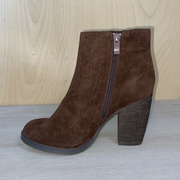 Volatile Vegan Faux Suede Brown Ankle Boots 8 - Picture 5 of 11